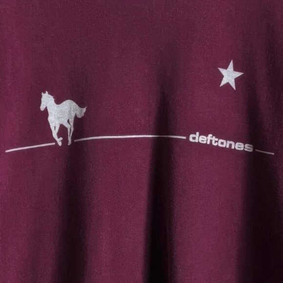 Vintage Deftones White Pony Maroon TShirt Distressed Metal Y2K Tour shirt unisex - Picture 4 of 5